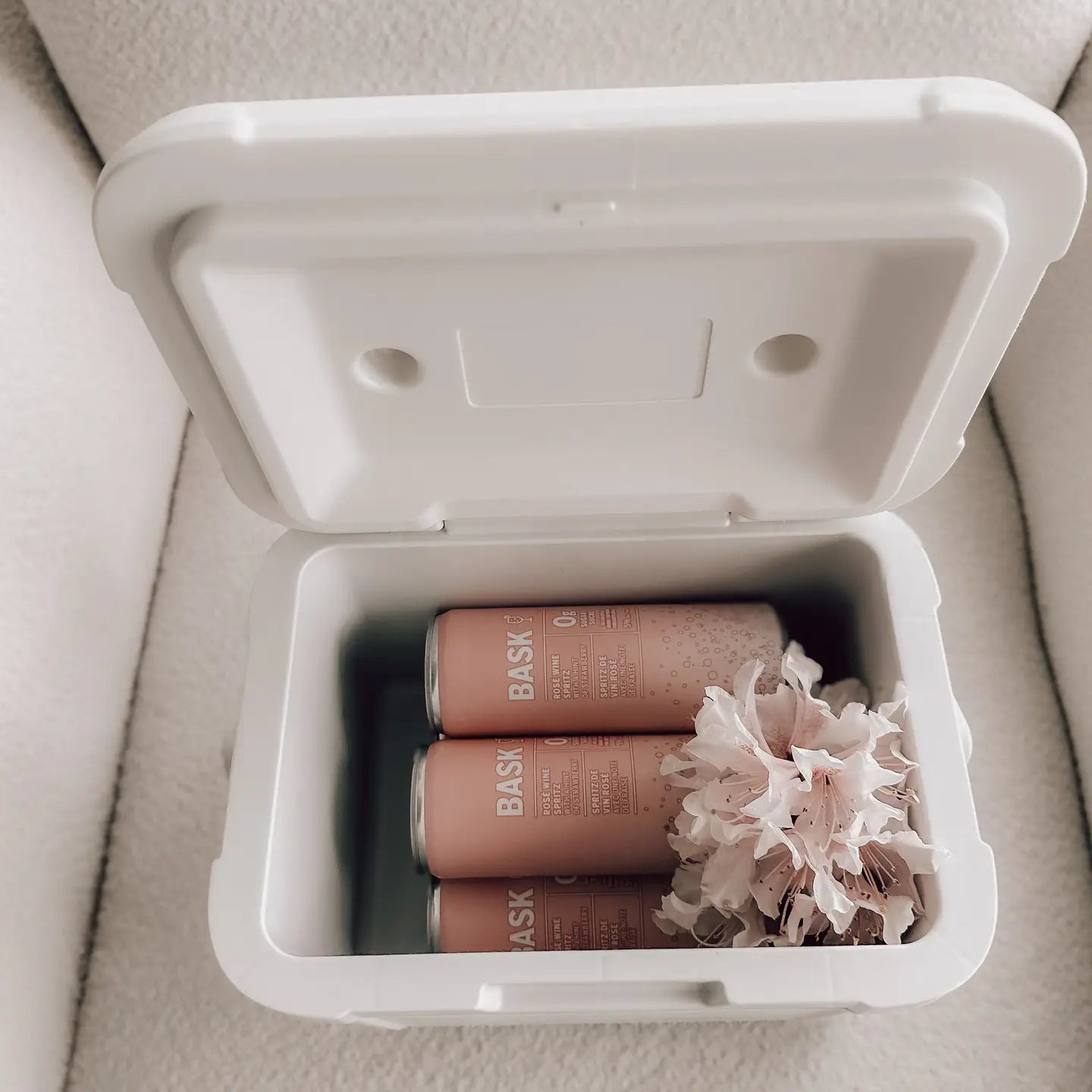 Mini Hard Cooler - White