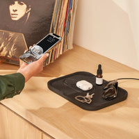 Magnetic Wireless Dual Charging Tray