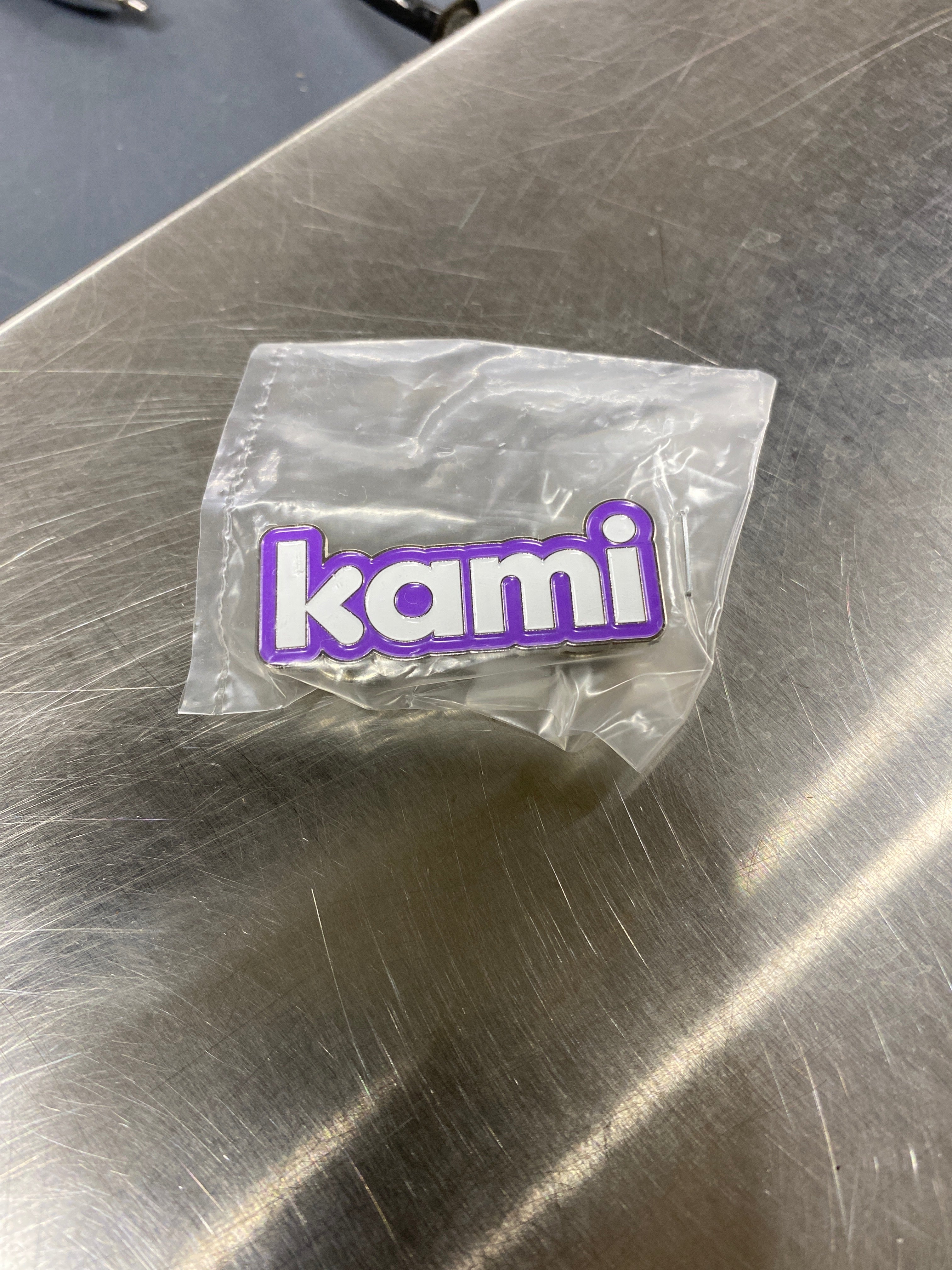Kami Pin 1.5 Inch