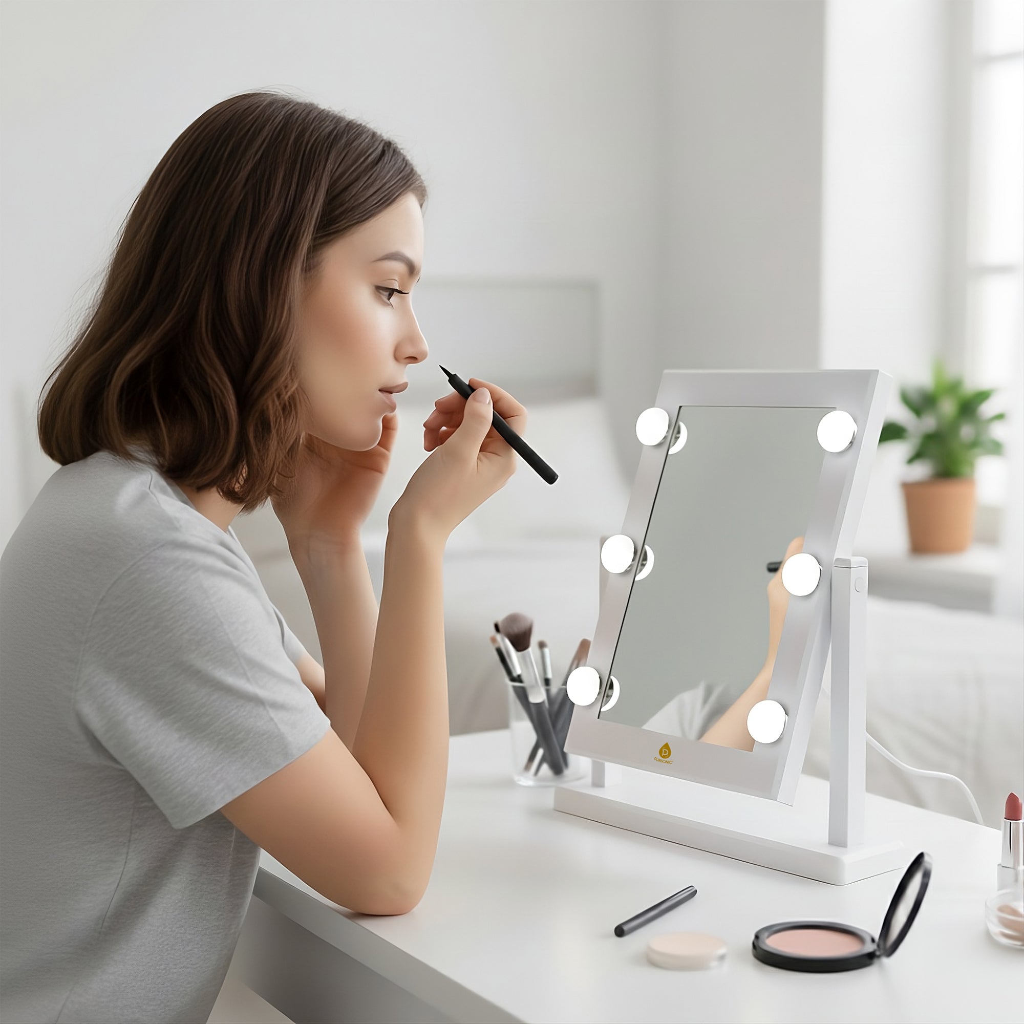 14" LED Hollywood Glam Mirror – Refined Brilliance Pro Lighted Makeup Mirror