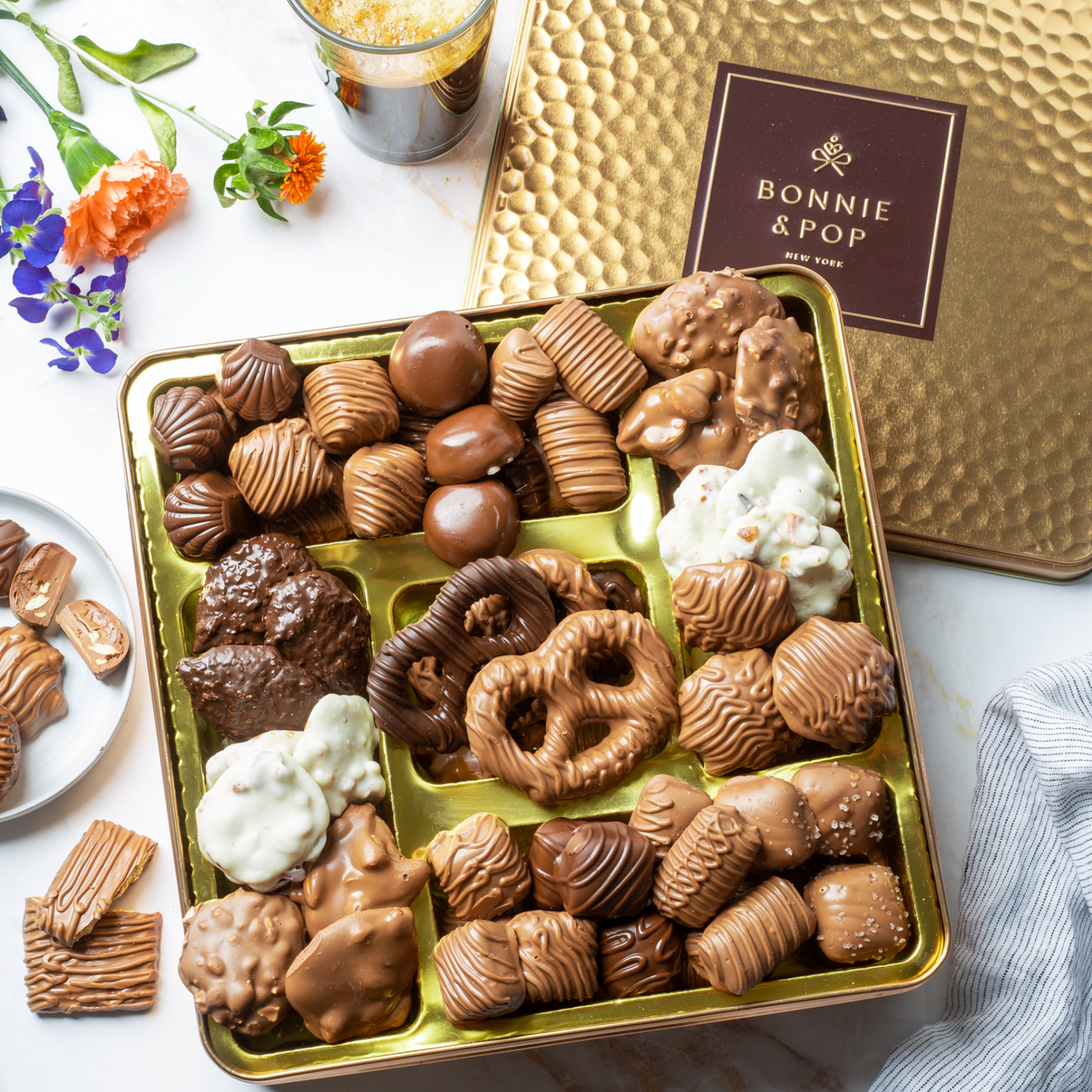 Extra Large Chocolate Gift Box – Gourmet Chocolate Treats for Every Occasion