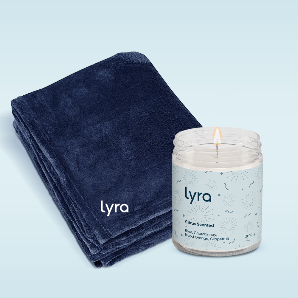 Lyra Candle + Blanket