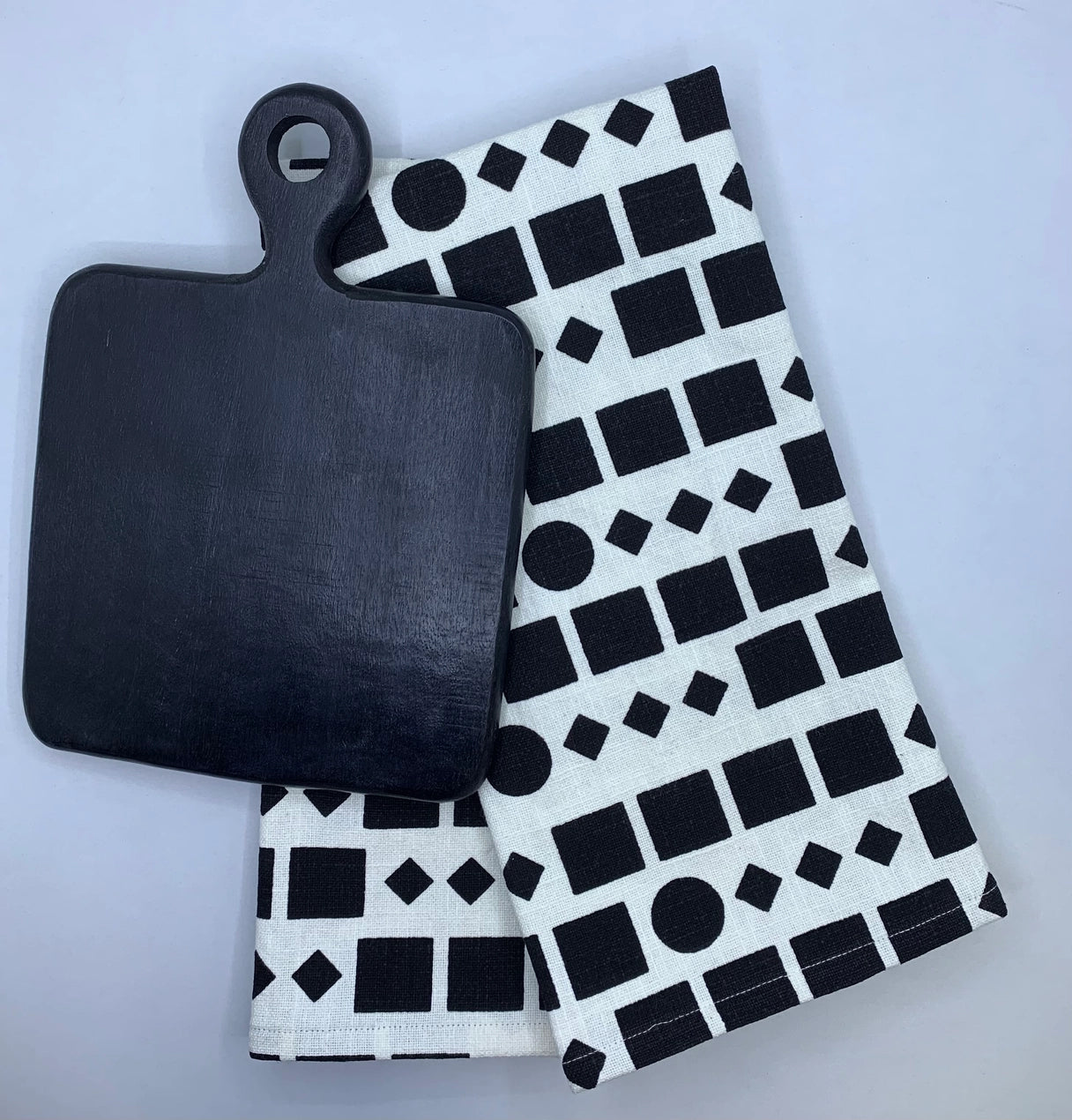 Set of Two Kitchen Towels & Black Chopping Board