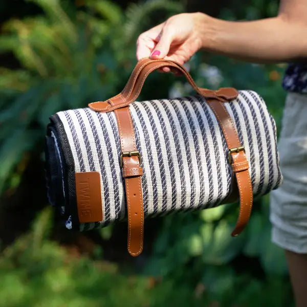 Picnic Blanket with Leather Straps